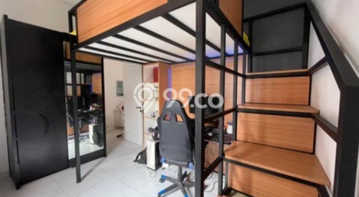 Rumah Bagus di Arcamanik, Bandung, Luas Tanah 182m2m², Luas Bangunan 300m2m² Rumah Bagus di Arcamanik, Bandung, Luas Tanah 182m2m², Luas Bangunan 300m2m²
