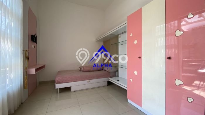 Sewa Rumah Murah di Bandung Kota Bandung dengan 4 Kamar Tidur Sewa Rumah Murah di Bandung Kota Bandung dengan 4 Kamar Tidur