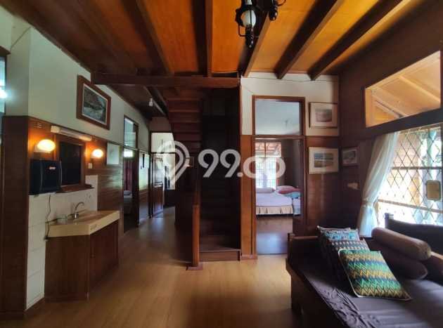 Rumah Mewah LB 400m2 Siap Huni Desain Elegan di Cigadung, Bandung Rumah Mewah LB 400m2 Siap Huni Desain Elegan di Cigadung, Bandung
