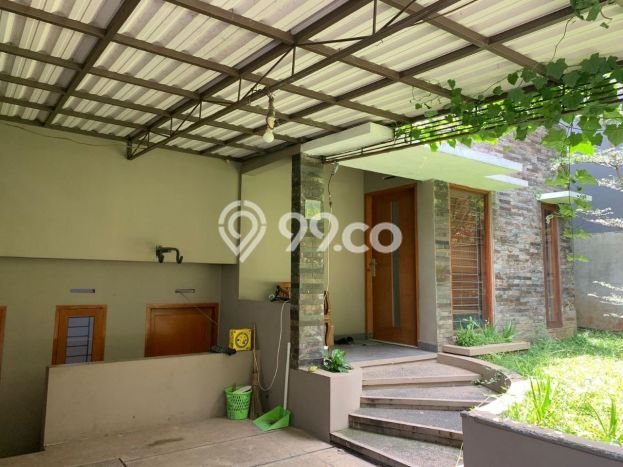 Rumah Minimalis 3 KT di Dago Bandung Full Furnished Rumah Minimalis 3 KT di Dago Bandung Full Furnished