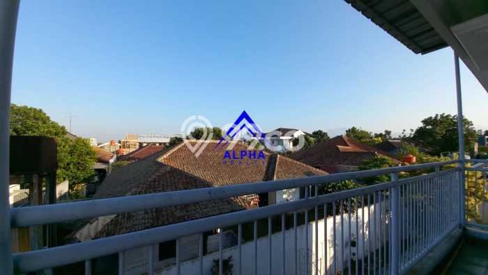 Jual Rumah Luas Elegan Dengan View Eksklusif di Bandung Kota, Bandung Jual Rumah Luas Elegan Dengan View Eksklusif di Bandung Kota, Bandung
