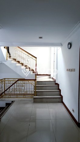 Paling Diincar! Kantor Dijual di Supratman Harga Kompetitif Paling Diincar! Kantor Dijual di Supratman Harga Kompetitif