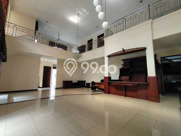 RECOMMENDED! Rumah kawasan BKR, 4 KT, Lokasi Strategis, Luas 488m² LB 400m² RECOMMENDED! Rumah kawasan BKR, 4 KT, Lokasi Strategis, Luas 488m² LB 400m²