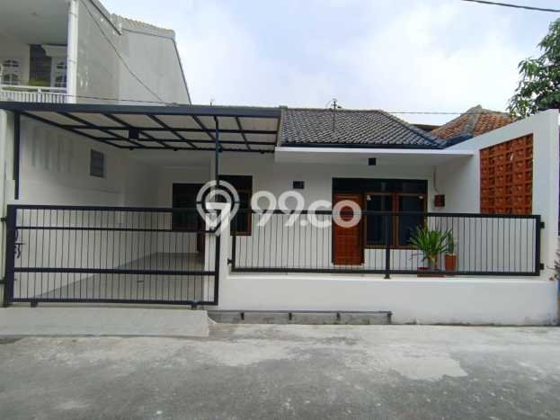Rumah Modern 3 KT di Soekarno Hatta Bandung Semi Furnished Rumah Modern 3 KT di Soekarno Hatta Bandung Semi Furnished