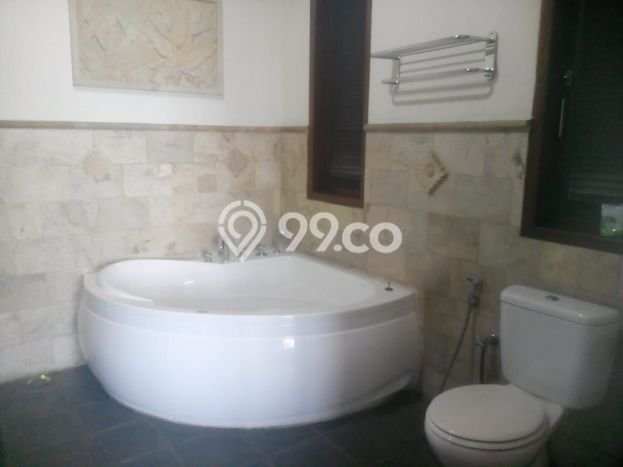 UNIT LANGKA! Rumah di Resor Dago Pakar, 3 KT, View Indah, Luas 409m² Bangunan 300m² UNIT LANGKA! Rumah di Resor Dago Pakar, 3 KT, View Indah, Luas 409m² Bangunan 300m²