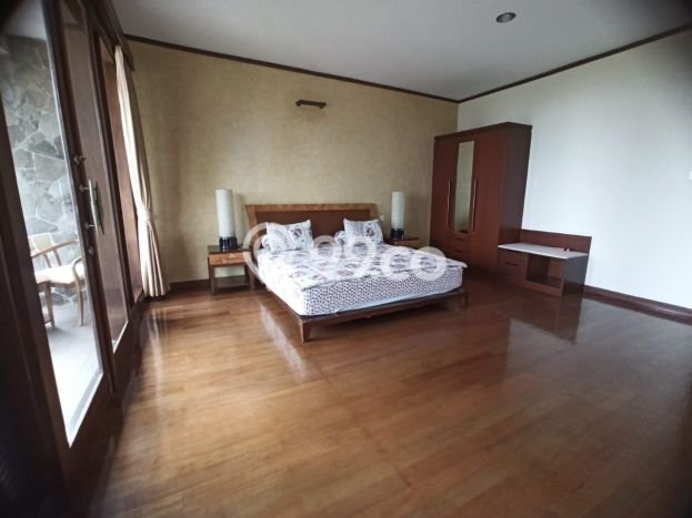 UNIT LANGKA! Rumah di Resor Dago Pakar, 3 KT, View Indah, Luas 409m² Bangunan 300m² UNIT LANGKA! Rumah di Resor Dago Pakar, 3 KT, View Indah, Luas 409m² Bangunan 300m²