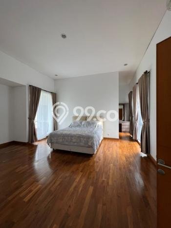 Rumah sewa siap huni 5 KT di Setra Duta, Bandung Rumah sewa siap huni 5 KT di Setra Duta, Bandung