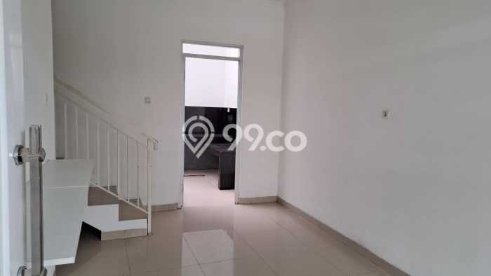 RECOMMENDED! Rumah kawasan Antapani, 3 KT, Lokasi Strategis, LT 72m² LB 125m² RECOMMENDED! Rumah kawasan Antapani, 3 KT, Lokasi Strategis, LT 72m² LB 125m²