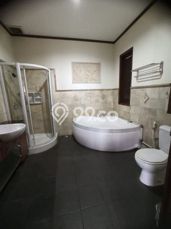 UNIT LANGKA! Rumah di Resor Dago Pakar, 3 KT, View Indah, Luas 409m² Bangunan 300m² UNIT LANGKA! Rumah di Resor Dago Pakar, 3 KT, View Indah, Luas 409m² Bangunan 300m²