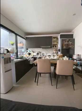 Rumah Elit Modern Siap Huni di Geger Kalong Bandung Rumah Elit Modern Siap Huni di Geger Kalong Bandung