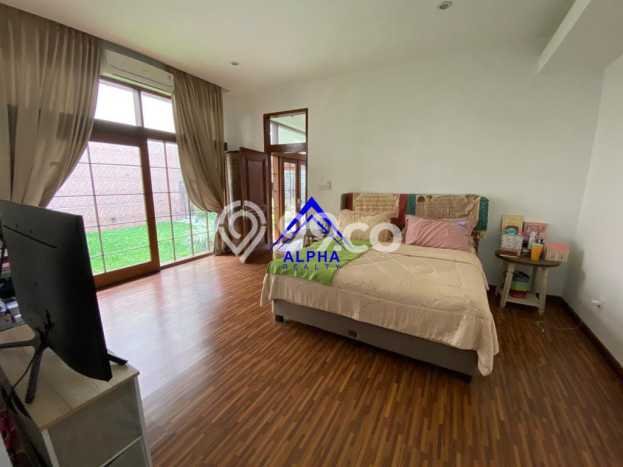 Dijual Rumah Mewah Elegan Dengan View Eksklusif di Setra Sari, Bandung Dijual Rumah Mewah Elegan Dengan View Eksklusif di Setra Sari, Bandung