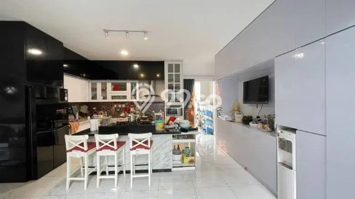 Rumah Exclusive 4 KT 3 KM di Kompleks Cluster Arcamanik, Bandung Rumah Exclusive 4 KT 3 KM di Kompleks Cluster Arcamanik, Bandung