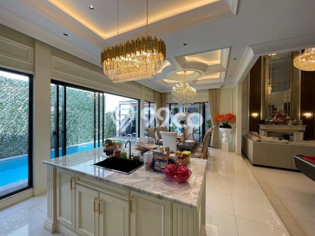Rumah Lokasi Strategis area , Bandung, LT 375m2m² Bangunan 450m2m² Rumah Lokasi Strategis area , Bandung, LT 375m2m² Bangunan 450m2m²