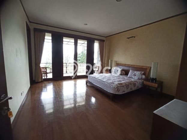 UNIT LANGKA! Rumah di Resor Dago Pakar, 3 KT, View Indah, Luas 409m² Bangunan 300m² UNIT LANGKA! Rumah di Resor Dago Pakar, 3 KT, View Indah, Luas 409m² Bangunan 300m²