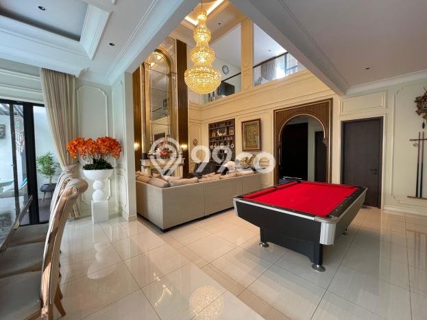 Rumah Lokasi Strategis area , Bandung, LT 375m2m² Bangunan 450m2m² Rumah Lokasi Strategis area , Bandung, LT 375m2m² Bangunan 450m2m²