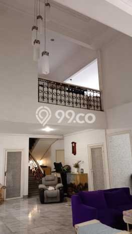Dijual Rumah Mewah Elegan Dengan View Cantik di Rawamangun, Jakarta Timur Dijual Rumah Mewah Elegan Dengan View Cantik di Rawamangun, Jakarta Timur