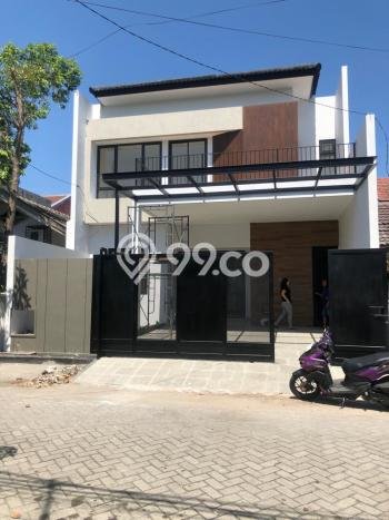 Rumah 6 KT 5 KM Newly Renovated di Lokasi Prestisius , Sidoarjo Rumah 6 KT 5 KM Newly Renovated di Lokasi Prestisius , Sidoarjo