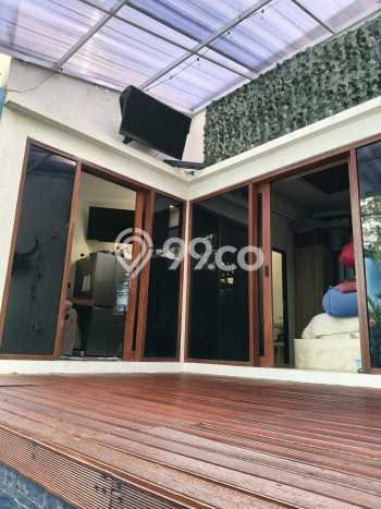 Disewakan Vila di , Area 100m2m², Lokasi Premium Disewakan Vila di , Area 100m2m², Lokasi Premium