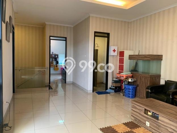Rumah Luxury Modern Siap Huni di Taman Kopo Indah Bandung Rumah Luxury Modern Siap Huni di Taman Kopo Indah Bandung