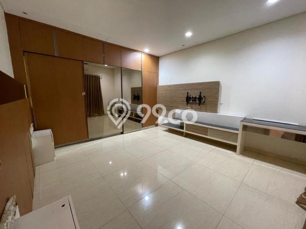 Hunian Mewah LB 200m2 Siap Pakai Desain Elegan di Kota Baru Parahyangan, Bandung Hunian Mewah LB 200m2 Siap Pakai Desain Elegan di Kota Baru Parahyangan, Bandung