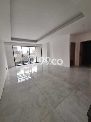 Rumah Mewah LB 350m2 Siap Huni Desain Elegan di Mekar Wangi, Bandung Rumah Mewah LB 350m2 Siap Huni Desain Elegan di Mekar Wangi, Bandung
