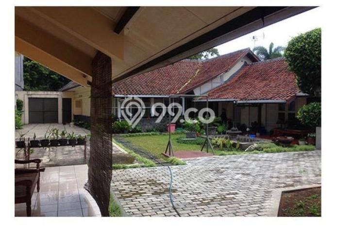 Rumah Mewah Siap Huni LT 915m2 di Bojongloa Kaler, Bandung Rumah Mewah Siap Huni LT 915m2 di Bojongloa Kaler, Bandung