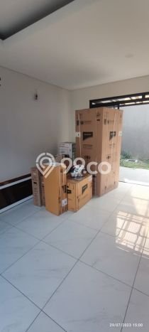 Rumah Luxury Modern Tanpa Renovasi di Kota Baru Parahyangan Bandung Rumah Luxury Modern Tanpa Renovasi di Kota Baru Parahyangan Bandung