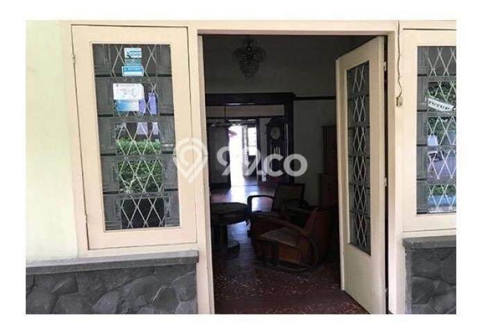 Rumah Mewah Siap Huni LT 915m2 di Bojongloa Kaler, Bandung Rumah Mewah Siap Huni LT 915m2 di Bojongloa Kaler, Bandung