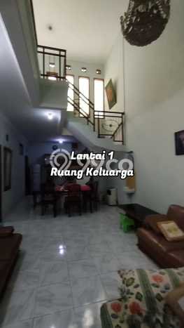 Dijual Cepat Rumah Bagus Siap Huni LB 250m2 di Antapani, Bandung Dijual Cepat Rumah Bagus Siap Huni LB 250m2 di Antapani, Bandung
