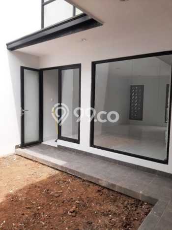 For Sale Hunian Rumah Terawat 4 Kamar di Summarecon Bandung, Bandung For Sale Hunian Rumah Terawat 4 Kamar di Summarecon Bandung, Bandung