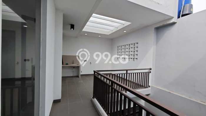 Rumah Strategis Modern Lb 90m2 di Cimahi Selatan, Cimahi Rumah Strategis Modern Lb 90m2 di Cimahi Selatan, Cimahi