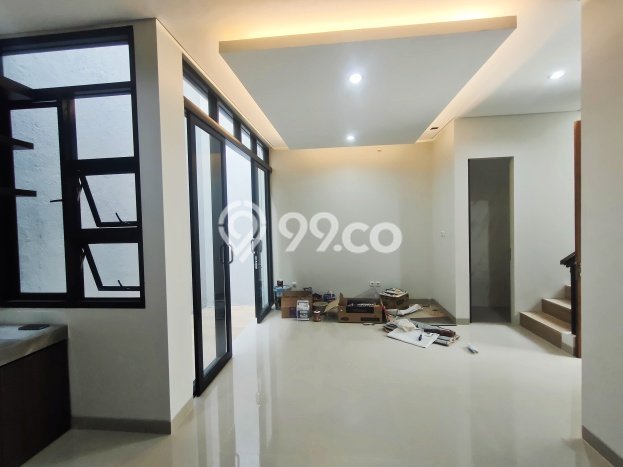 Dijual Hunian Mewah dengan Fasilitas Sekitar Komplit di Duren Sawit, Jakarta Timur Dijual Hunian Mewah dengan Fasilitas Sekitar Komplit di Duren Sawit, Jakarta Timur