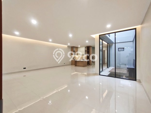 Dijual Rumah Mewah Megah Dengan View Eksklusif di Pondok Kelapa, Jakarta Timur Dijual Rumah Mewah Megah Dengan View Eksklusif di Pondok Kelapa, Jakarta Timur