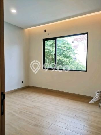 Dijual Rumah Mewah Megah Dengan View Eksklusif di Pondok Kelapa, Jakarta Timur Dijual Rumah Mewah Megah Dengan View Eksklusif di Pondok Kelapa, Jakarta Timur