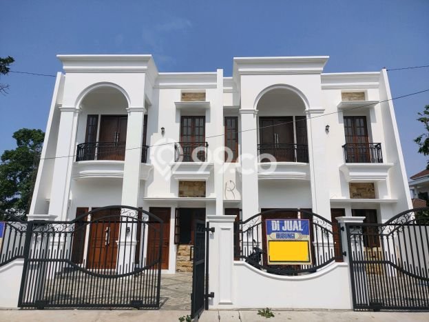 Siap Huni Rumah Mewah 4 Kamar di Duren Sawit Dekat ke Mana Saja Siap Huni Rumah Mewah 4 Kamar di Duren Sawit Dekat ke Mana Saja