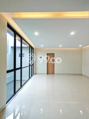 Dijual Rumah Mewah Megah Dengan View Eksklusif di Pondok Kelapa, Jakarta Timur Dijual Rumah Mewah Megah Dengan View Eksklusif di Pondok Kelapa, Jakarta Timur