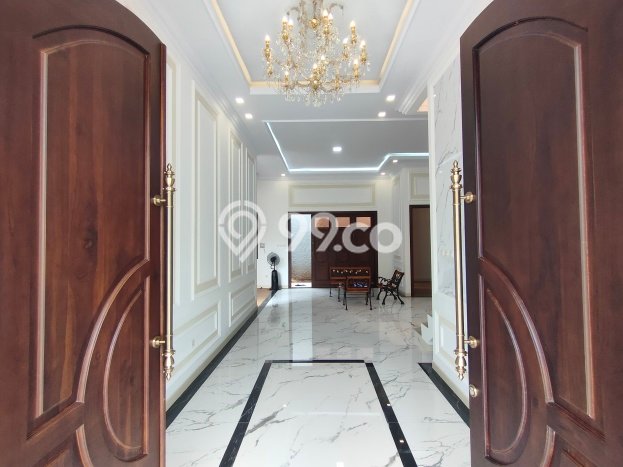 Siap Huni Hunian Elit 5 Kamar di Duren Sawit Dekat ke Mana Pun Siap Huni Hunian Elit 5 Kamar di Duren Sawit Dekat ke Mana Pun