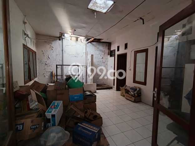 Rumah area Taman Galaxy, Akses ke Stasiun, 7 KT, LT 439m² Bangunan 250m² Rumah area Taman Galaxy, Akses ke Stasiun, 7 KT, LT 439m² Bangunan 250m²