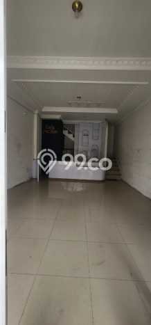 Disewakan Ruko di Pusat Kota Jakarta Timur Ramai Strategis Disewakan Ruko di Pusat Kota Jakarta Timur Ramai Strategis
