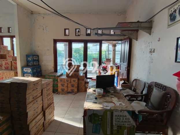Rumah area Taman Galaxy, Akses ke Stasiun, 7 KT, LT 439m² Bangunan 250m² Rumah area Taman Galaxy, Akses ke Stasiun, 7 KT, LT 439m² Bangunan 250m²