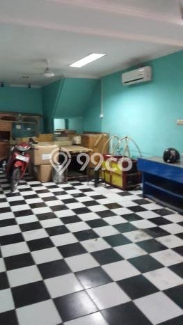 Disewakan Ruko di Menteng Jakarta Pusat LT 73m2, LB 219m2 Disewakan Ruko di Menteng Jakarta Pusat LT 73m2, LB 219m2