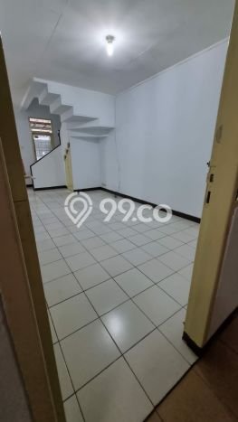 Hunian Nyaman Asri 3 KT Siap Pakai di Petukangan Jakarta Selatan Hunian Nyaman Asri 3 KT Siap Pakai di Petukangan Jakarta Selatan