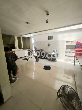 Ready to Use! Premium House LT 200m2 Desain Modern di Pluit Ready to Use! Premium House LT 200m2 Desain Modern di Pluit