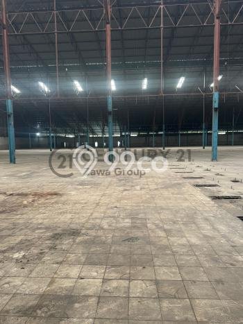 Gudang Area Perdagangan Kawasan Bekasi, Luas 34000m², Siap Operasi Gudang Area Perdagangan Kawasan Bekasi, Luas 34000m², Siap Operasi