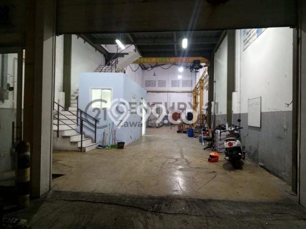 Unit Gudang Dijual di Jakarta Barat LT 366m2 & LB 283m2 Unit Gudang Dijual di Jakarta Barat LT 366m2 & LB 283m2