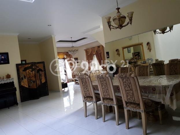 Rumah Mewah LB 364m2 Siap Huni Desain Elegan di Grogol, Jakarta Barat Rumah Mewah LB 364m2 Siap Huni Desain Elegan di Grogol, Jakarta Barat