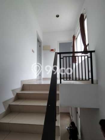 Rumah Kontrakan Jakarta Barat LT 120m2 LB 125m2 Area Green Lake City Rumah Kontrakan Jakarta Barat LT 120m2 LB 125m2 Area Green Lake City