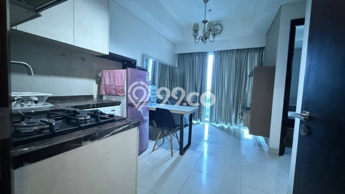 Apartemen Disewakan 2 Kamar Murah Siap Huni di Jakarta Barat, Luas 49m2 Apartemen Disewakan 2 Kamar Murah Siap Huni di Jakarta Barat, Luas 49m2