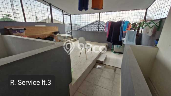 Hunian Mewah LB 220m2 Siap Pakai Desain Elegan di Gading Serpong, Tangerang Hunian Mewah LB 220m2 Siap Pakai Desain Elegan di Gading Serpong, Tangerang