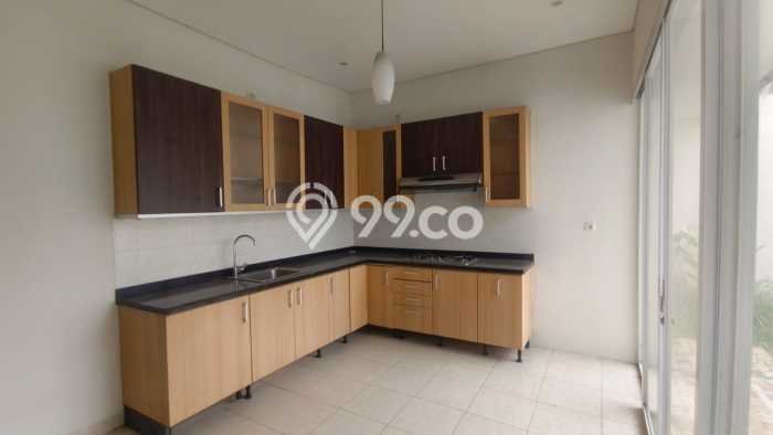 Dijual Rumah Luas Elegan Dengan View Cantik di BSD, Tangerang Dijual Rumah Luas Elegan Dengan View Cantik di BSD, Tangerang